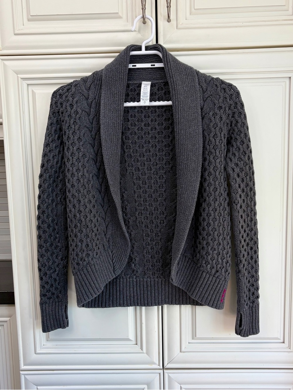 Ivivva by Lululemon girl’s cardigan sweater